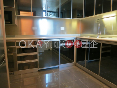 Gorgeous 3 bedroom with harbour views | Rental | 80 Robinson Road 羅便臣道80號 _0