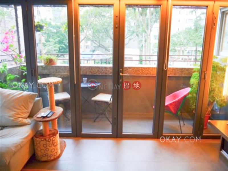 Charming 2 bedroom with terrace & balcony | Rental | 41-49 Aberdeen Street | Central District, Hong Kong | Rental HK$ 38,000/ month