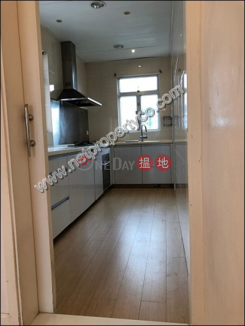 Spacious apartment for sale with lease in Mid-Levels North Point | Evelyn Towers 雲景台 _0
