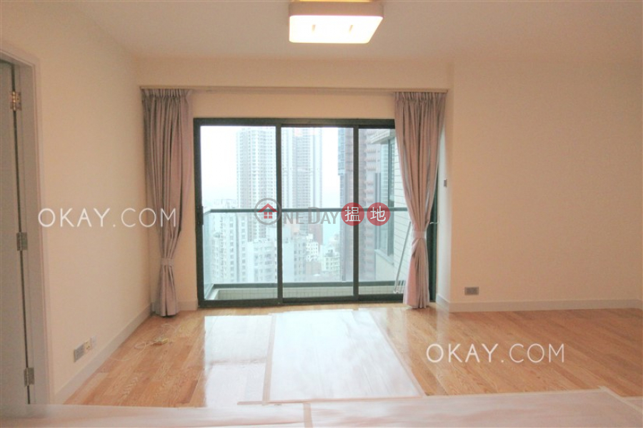 Lovely 3 bedroom on high floor with balcony | For Sale | University Heights Block 1 翰林軒1座 Sales Listings