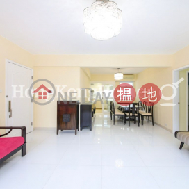 3 Bedroom Family Unit for Rent at Emerald Gardens | Emerald Gardens 雅翠園 _0