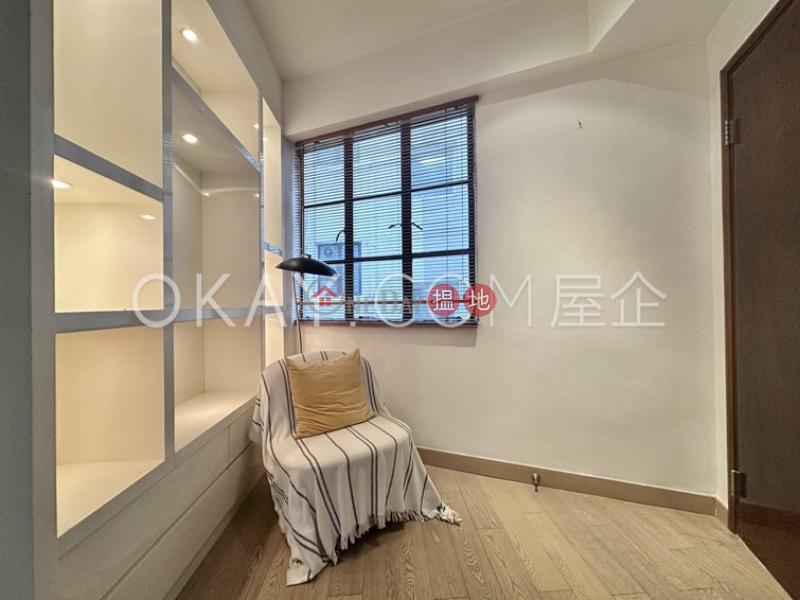 HK$ 26,000/ 月美輪樓中區-1房1廁《美輪樓出租單位》