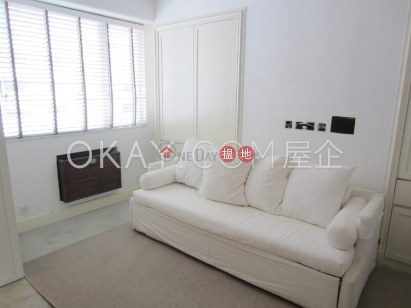Efficient 3 bed on high floor with balcony & parking | For Sale, 94 Pok Fu Lam Road | Western District Hong Kong, Sales | HK$ 42M