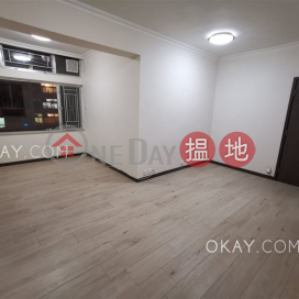 Generous 2 bedroom in Causeway Bay | For Sale | Lockhart House Block B 駱克大廈 B座 _0