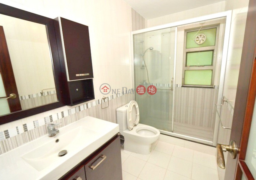 HK$ 33,000/ month, Sheung Yeung Village House | Sai Kung, Clearwater Bay Duplex for Rent