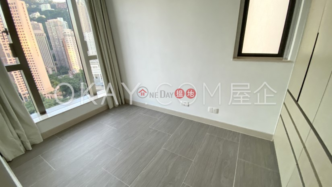 HK$ 48,000/ month | Townplace Soho, Western District | Luxurious 3 bedroom on high floor with balcony | Rental