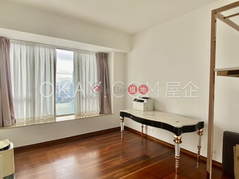 HK$ 200,000/ 月天匯-西區4房3廁,星級會所,連車位,露台《天匯出租單位》