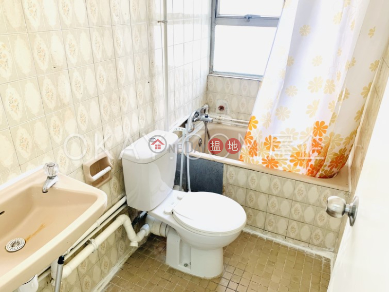 HK$ 900萬建利大樓-灣仔區2房1廁,實用率高,極高層建利大樓出售單位