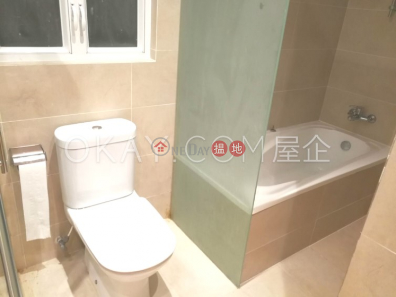 HK$ 30,000/ month Hoi Kung Court | Wan Chai District, Charming 3 bedroom with sea views | Rental