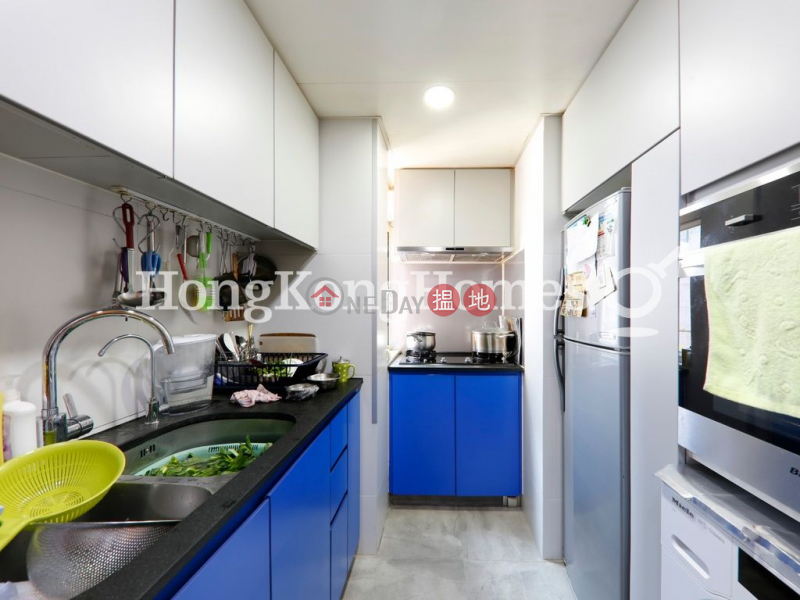 3 Bedroom Family Unit at Kam Kin Mansion | For Sale, 119-125 Caine Road | Central District | Hong Kong, Sales | HK$ 15.8M