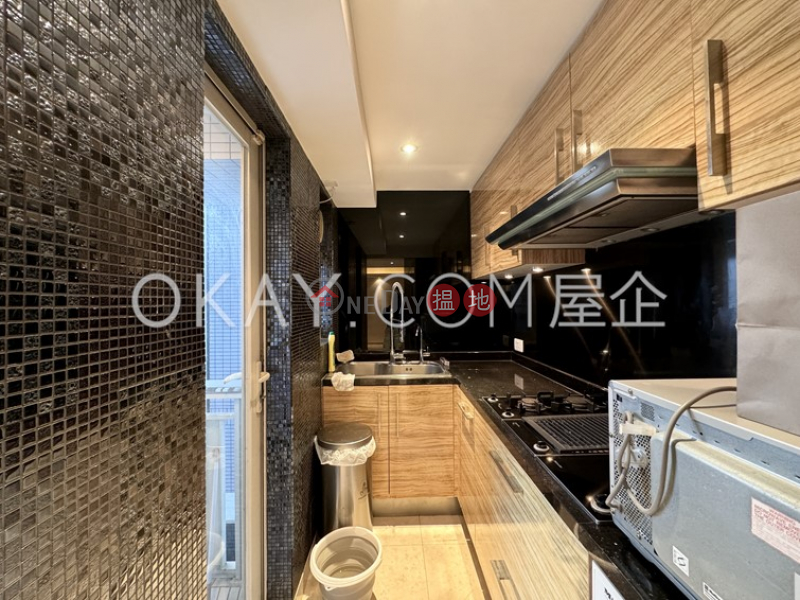Property Search Hong Kong | OneDay | Residential | Sales Listings | Elegant 2 bedroom on high floor with balcony | For Sale