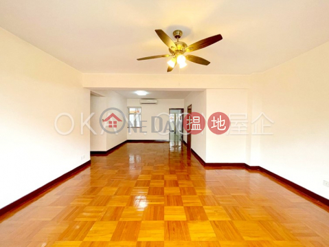 Efficient 3 bedroom with balcony & parking | For Sale | Summit Court 雲峰大廈 _0