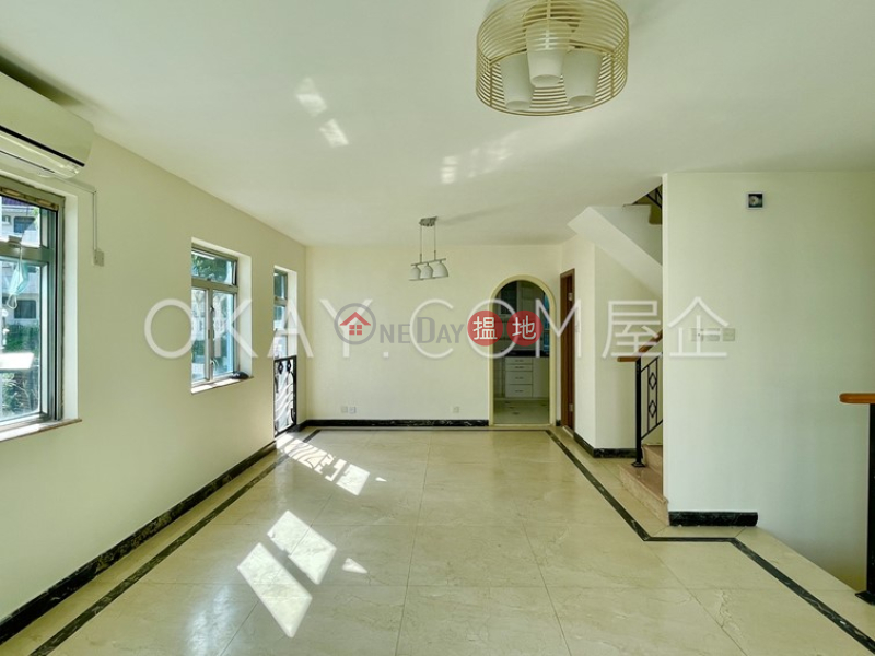 Cozy house on high floor with rooftop & balcony | For Sale, Sai Sha Road | Ma On Shan | Hong Kong | Sales HK$ 10M