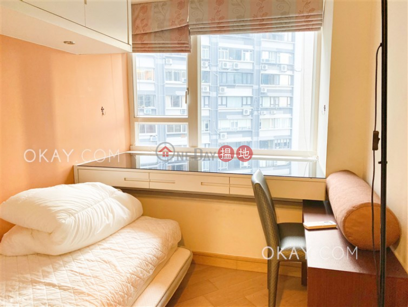 Nicely kept 2 bedroom with balcony | For Sale, 38 Conduit Road | Western District | Hong Kong, Sales | HK$ 13.5M