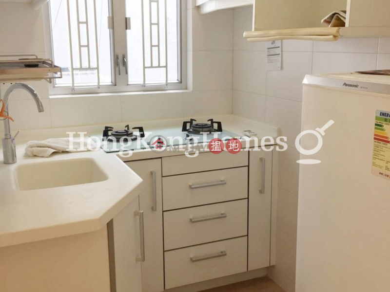 HK$ 21,000/ month, King\'s Court, Wan Chai District, 2 Bedroom Unit for Rent at King\'s Court