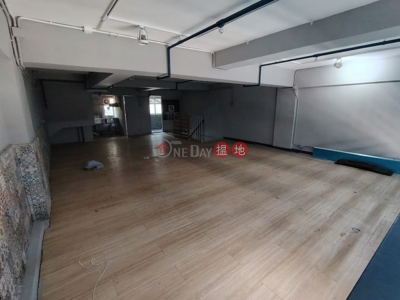 Property Search Hong Kong | OneDay | Retail Rental Listings, 安居工商 何生 連閣樓751呎 共1549呎