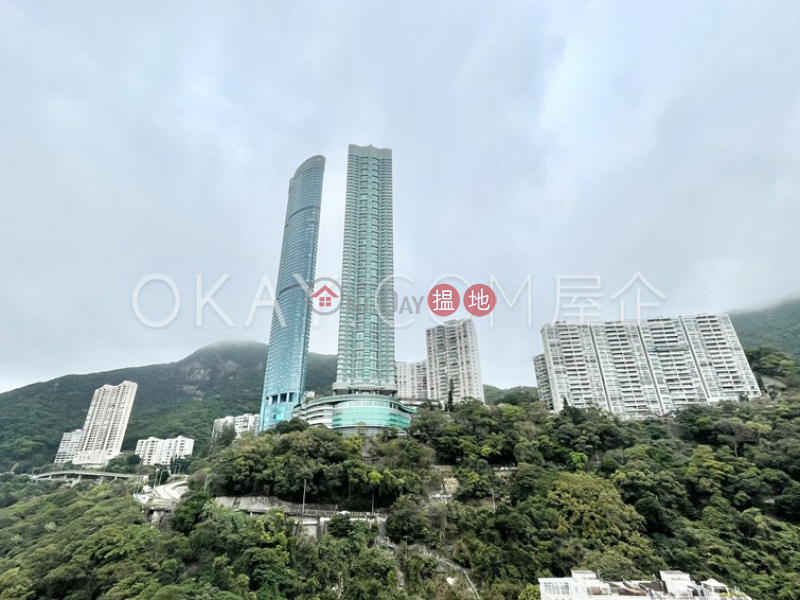 HK$ 35M, Village Garden, Wan Chai District, Rare 3 bedroom on high floor with rooftop | For Sale