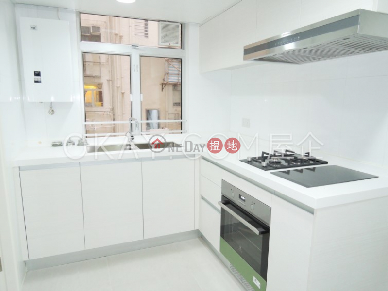 HK$ 68,000/ month, Realty Gardens, Western District, Efficient 3 bedroom with balcony | Rental