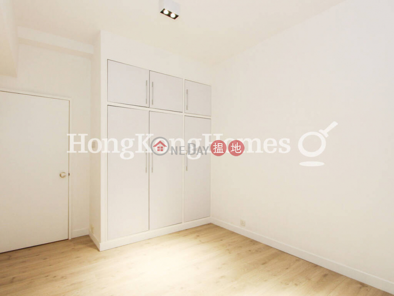 3 Bedroom Family Unit at Emerald Court | For Sale 14 Conduit Road | Western District | Hong Kong, Sales HK$ 40M