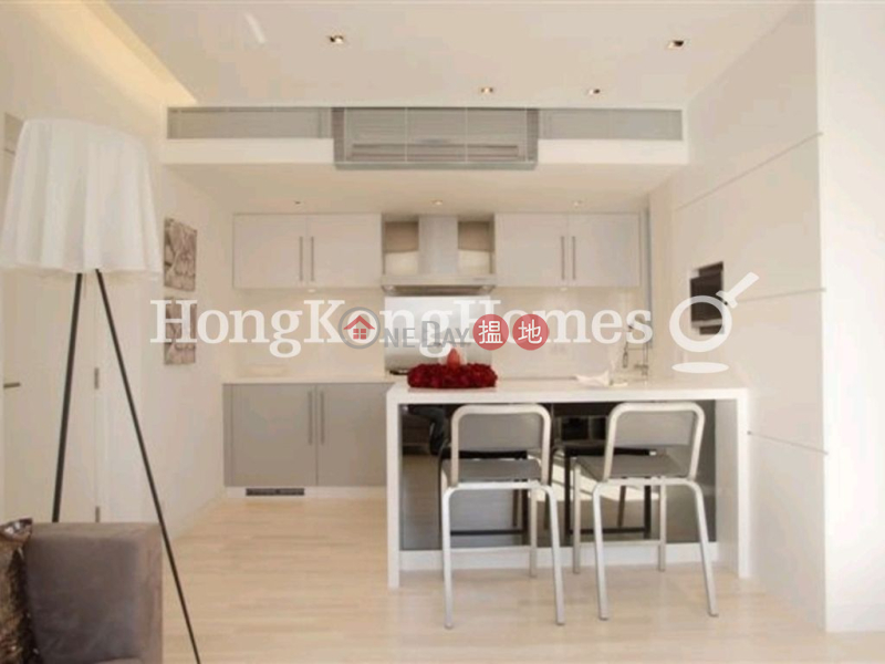 HK$ 8M, Caine Building | Western District | 1 Bed Unit at Caine Building | For Sale