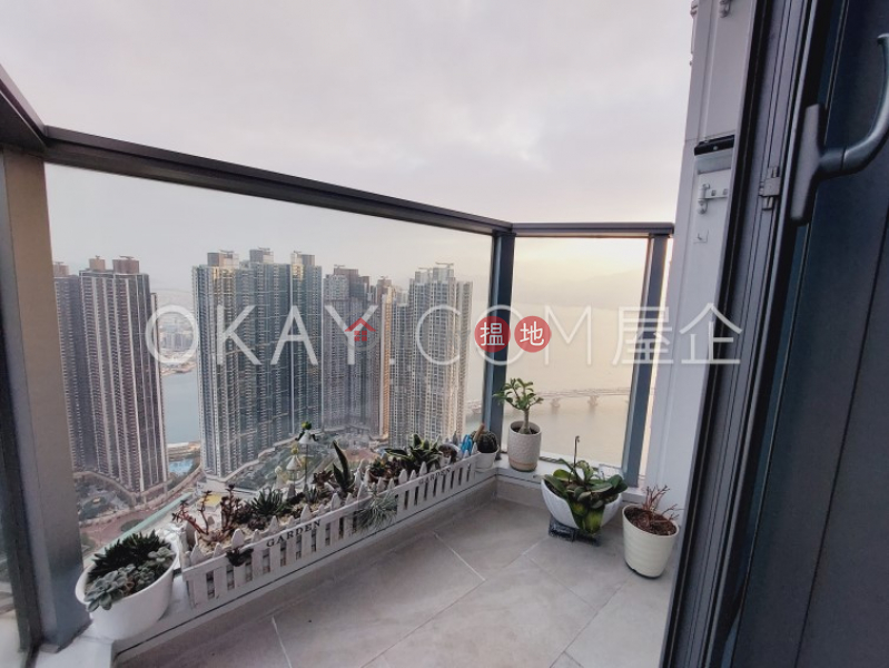 Property Search Hong Kong | OneDay | Residential, Sales Listings | Charming 2 bed on high floor with sea views & rooftop | For Sale
