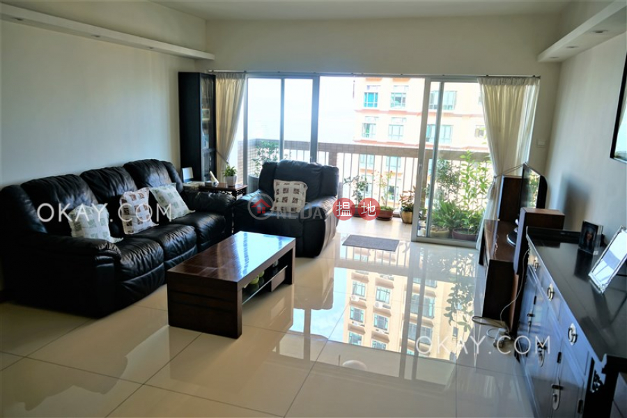 Efficient 2 bed on high floor with balcony & parking | Rental | Realty Gardens 聯邦花園 Rental Listings