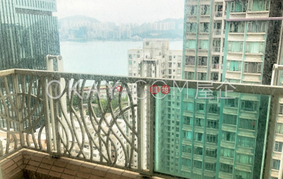 Gorgeous 3 bed on high floor with harbour views | For Sale, 880-886 King\'s Road | Eastern District Hong Kong | Sales | HK$ 18.88M
