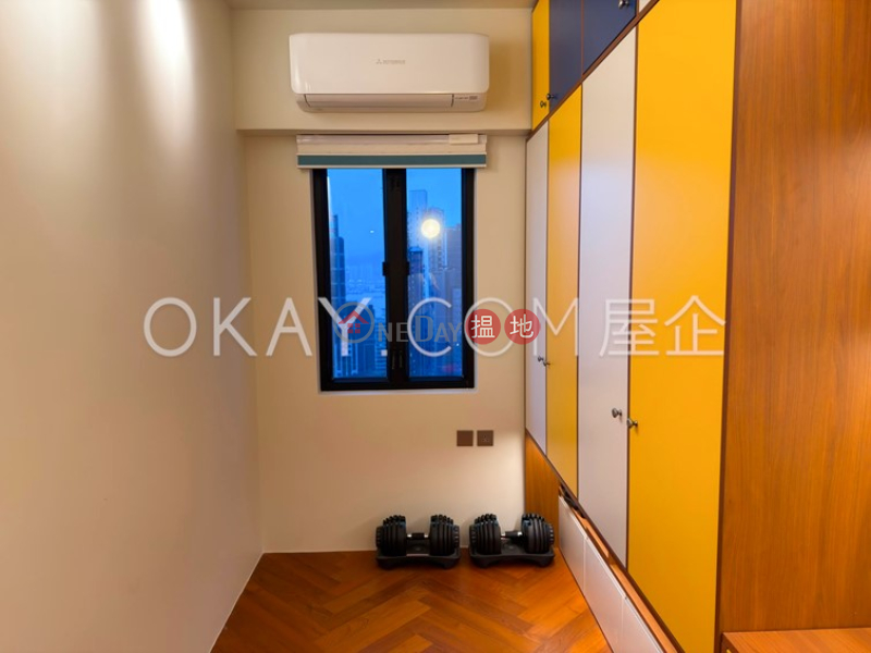 Property Search Hong Kong | OneDay | Residential Sales Listings | Lovely 3 bedroom on high floor with parking | For Sale