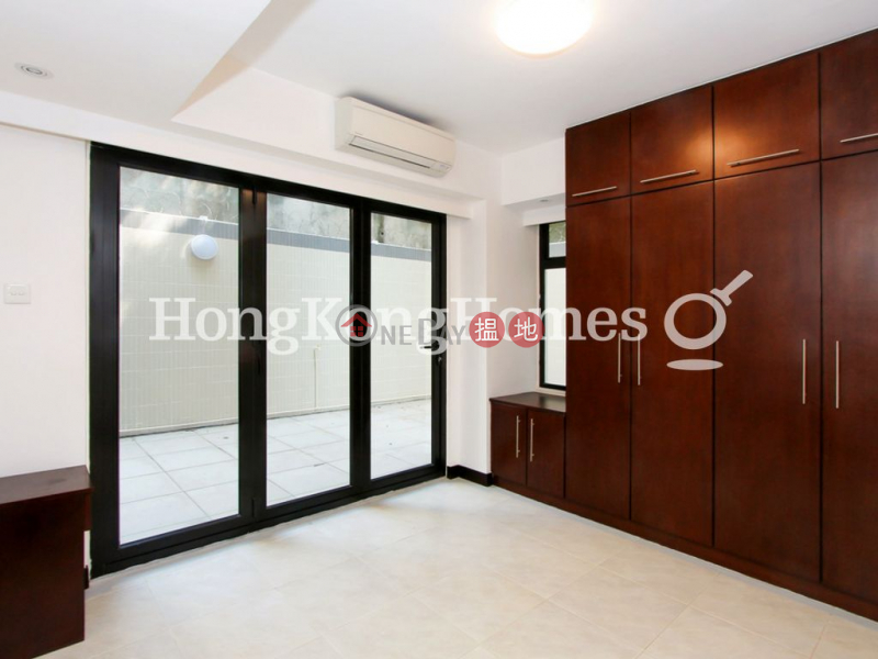 3 Bedroom Family Unit for Rent at Pine Gardens 11 Broom Road | Wan Chai District Hong Kong | Rental | HK$ 66,000/ month