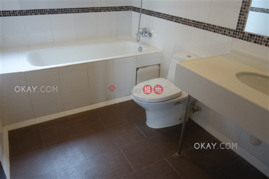 HK$ 55,000/ month 2 Old Peak Road Central District Luxurious 3 bedroom with parking | Rental