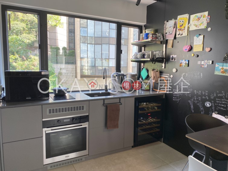 HK$ 45,000/ month, Formwell Garden Wan Chai District | Nicely kept 3 bedroom with balcony & parking | Rental