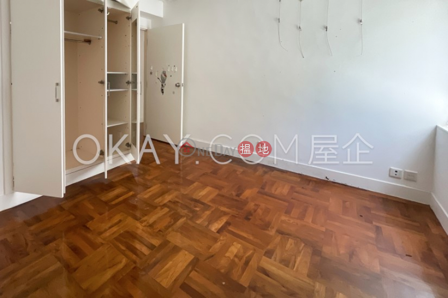 HK$ 68,000/ month Unicorn Gardens | Southern District | Rare 3 bedroom with balcony & parking | Rental
