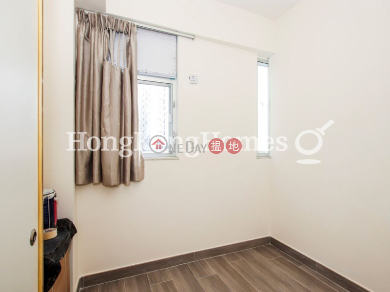 3 Bedroom Family Unit at Lockhart House Block B | For Sale | Lockhart House Block B 駱克大廈 B座 Sales Listings