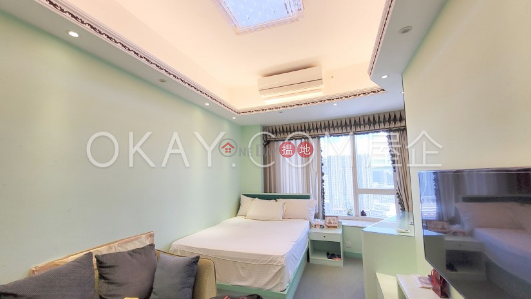 Nicely kept 2 bedroom with harbour views | Rental 18 Hanoi Road | Yau Tsim Mong Hong Kong | Rental HK$ 50,000/ month