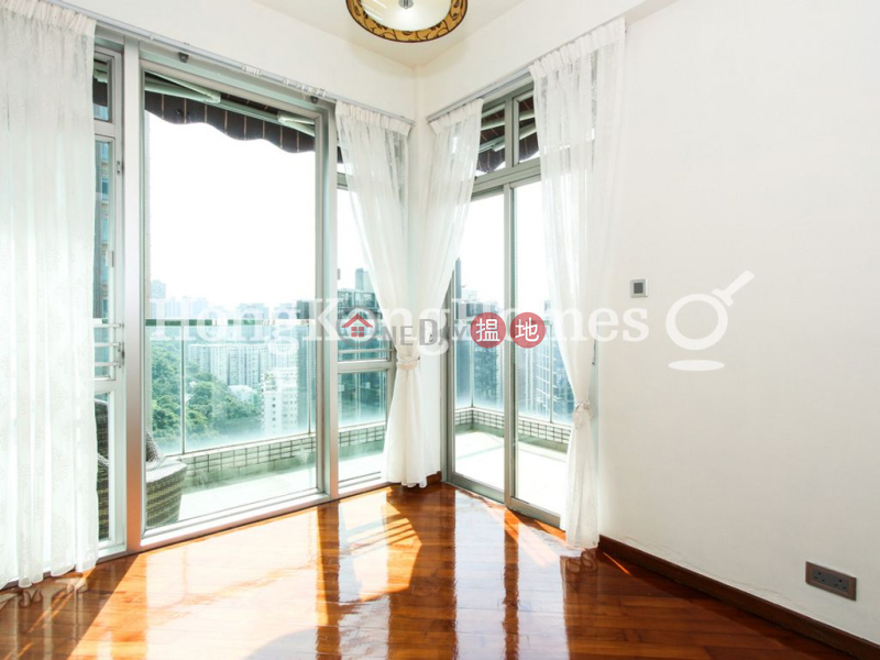 Property Search Hong Kong | OneDay | Residential Rental Listings, 3 Bedroom Family Unit for Rent at Royal Terrace