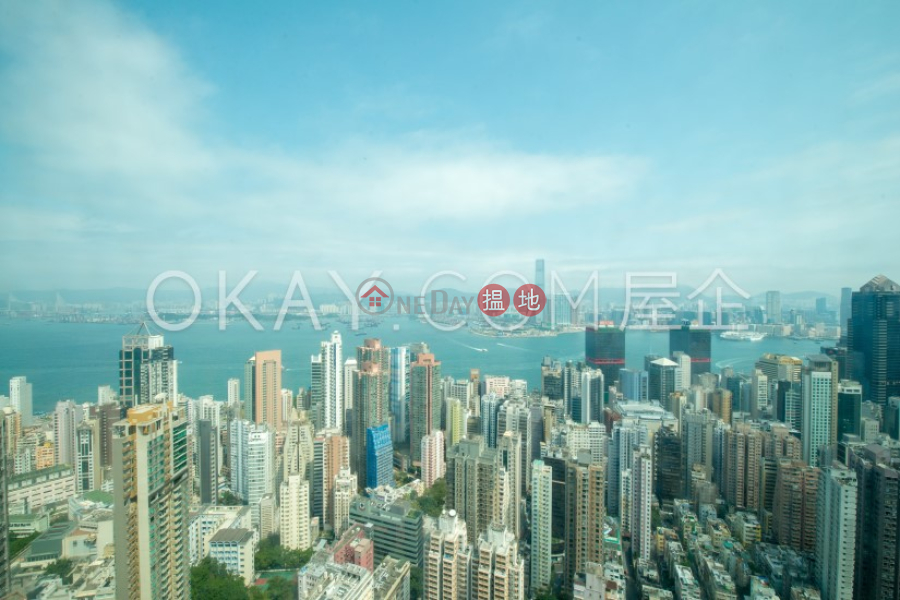 HK$ 69,000/ 月羅便臣道80號西區3房2廁,極高層,星級會所羅便臣道80號出租單位