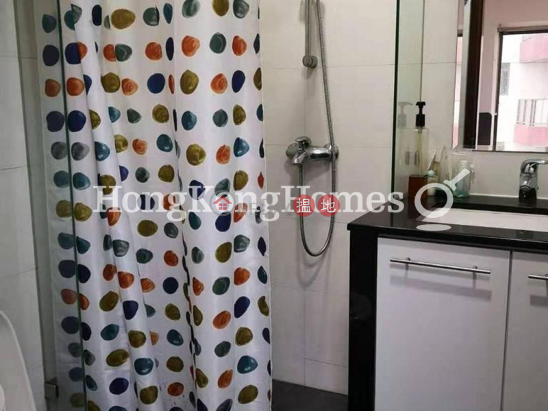 3 Bedroom Family Unit for Rent at Serene Court 35 Sai Ning Street | Western District Hong Kong | Rental HK$ 30,000/ month