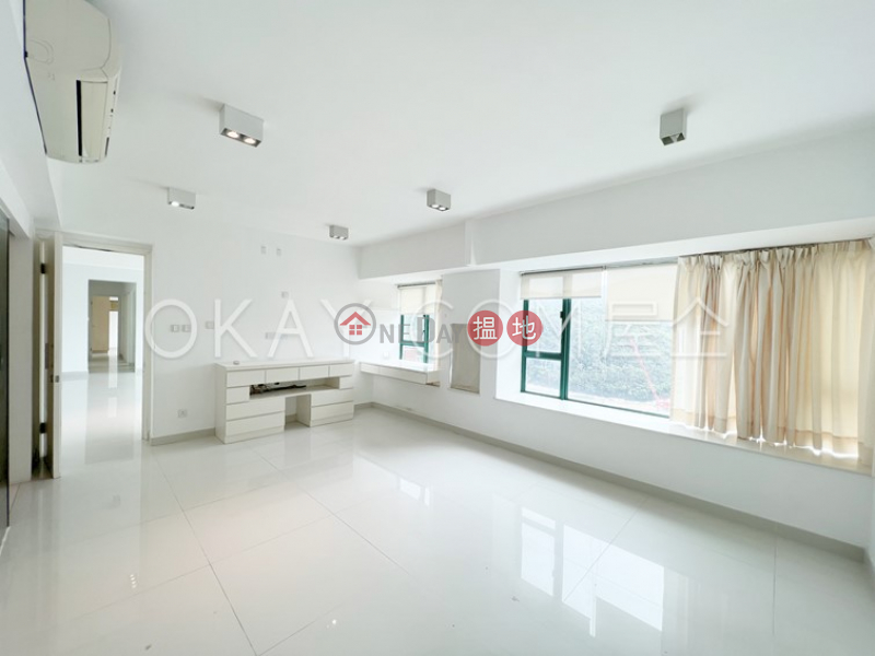 HK$ 48,000/ month Discovery Bay, Phase 13 Chianti, The Hemex (Block3) Lantau Island | Charming 4 bedroom on high floor with balcony | Rental