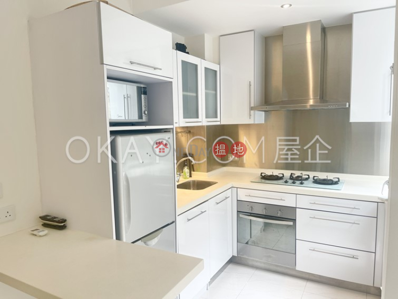 Practical 1 bed on high floor with rooftop & balcony | Rental | Bonito Casa 太子臺4號 Rental Listings