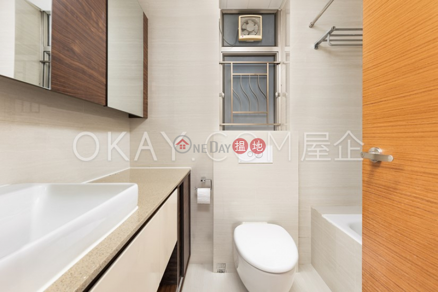 Nicely kept 3 bedroom with sea views | For Sale | 1 Austin Road West | Yau Tsim Mong Hong Kong, Sales | HK$ 27M