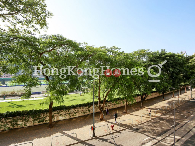 Property Search Hong Kong | OneDay | Residential, Sales Listings | 3 Bedroom Family Unit at Broadview Mansion | For Sale