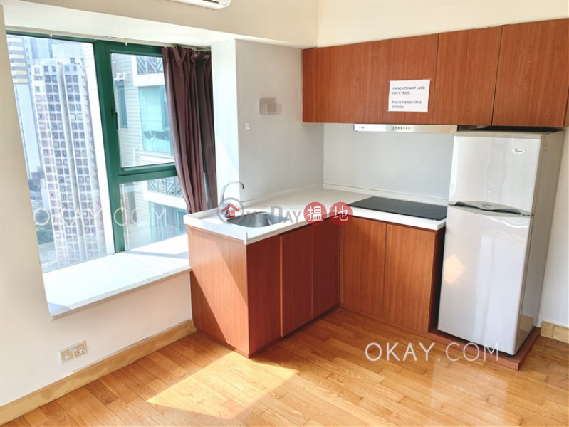 University Heights Block 2 | Middle Residential, Rental Listings | HK$ 25,000/ month