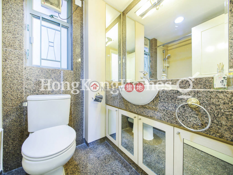 HK$ 33,000/ month | Queen\'s Terrace | Western District 3 Bedroom Family Unit for Rent at Queen\'s Terrace