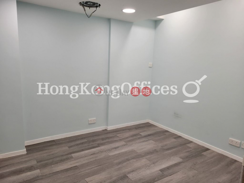 HK$ 42,640/ month | Lee Kum Kee Central (SBI Centre) Central District Office Unit for Rent at Lee Kum Kee Central (SBI Centre)