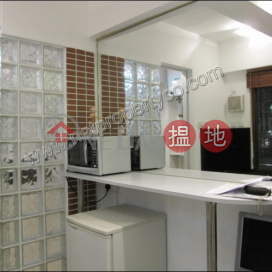 Apartment with Rooftop for Rent in Mid-Levels Centr | Tai Ning House 太寧樓 _0