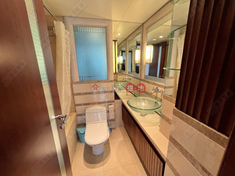 Two bedrooms, one suite, and one study in The Harbourside | The Harbourside Tower 3 君臨天下3座 Sales Listings