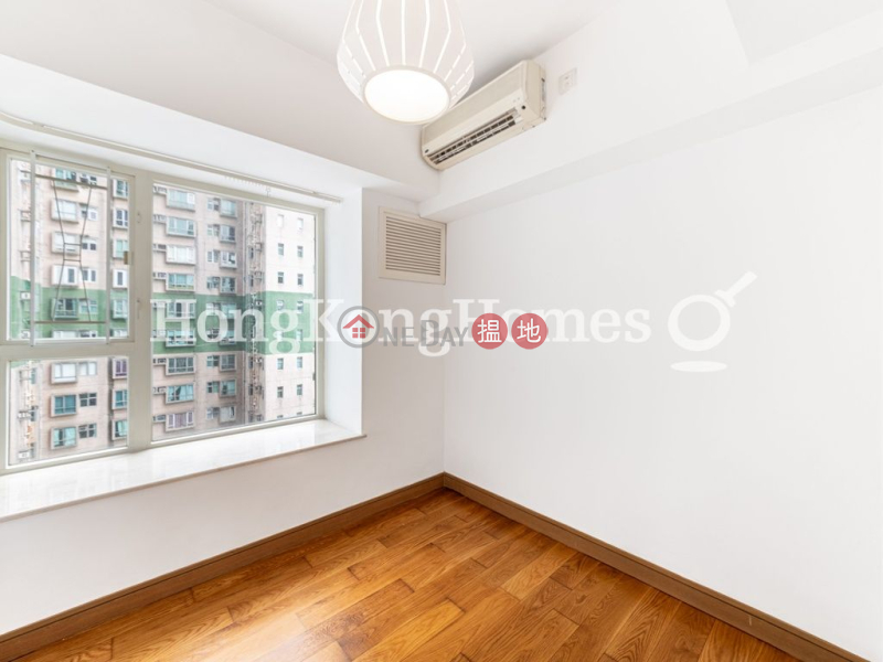 Property Search Hong Kong | OneDay | Residential Rental Listings | 3 Bedroom Family Unit for Rent at Centrestage