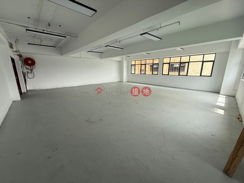 Newly renovated absolutely gorgeous!lt’ll rent out fast,hurry hurry hurry 1-33 Cheung Tat Road | Kwai Tsing District, Hong Kong, Rental | HK$ 15,000/ month