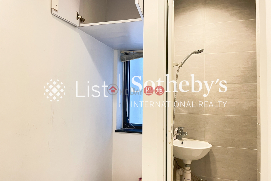 HK$ 35,000/ month Scenecliff, Western District, Property for Rent at Scenecliff with 3 Bedrooms
