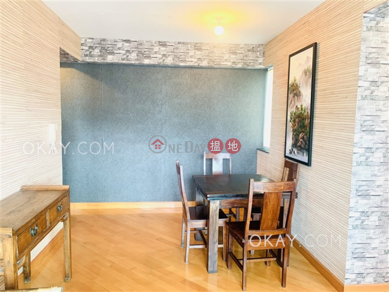 Tasteful 2 bedroom on high floor with rooftop & balcony | Rental | Sham Wan Towers Block 3 深灣軒3座 Rental Listings